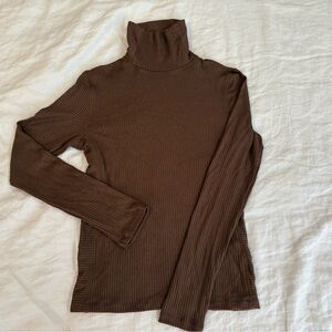 Madewell Chocolate Ribbed Turtleneck long sleeve tee